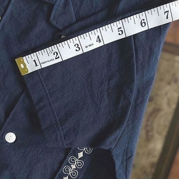 Kid's navy short sleeve Mexican guayabera shirt - Picture 8 of 9